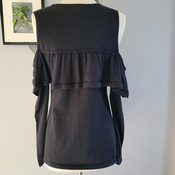 Lilly Pulitzer Burke Onyx Metallic Pullover Cold Shoulder Ruffle Sweater Black M - Picture 3 of 10